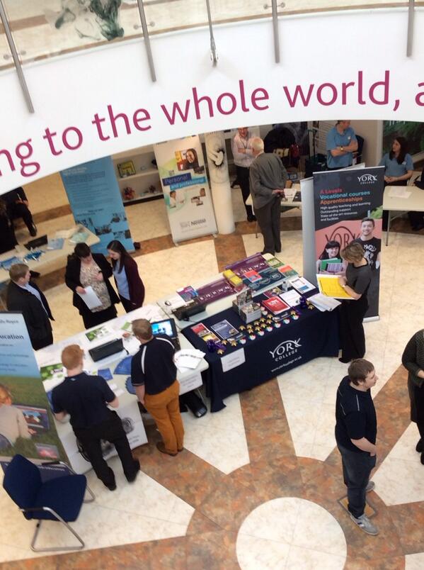 RossettScience's tweet photo. Fantastic students at STEM careers event @RossettScience http://t.co/cV5mIO7Zek”