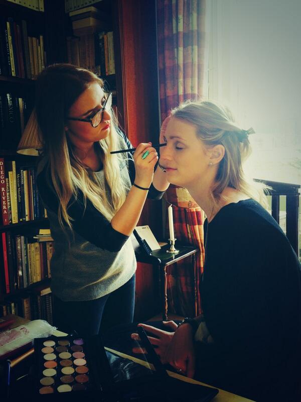 JPhotography13's tweet photo. @thevintagevision working her magic on @kpsl123 this morning. Great day for a shoot! 😎 #mua #shootingbeauty http://t.co/ealLdkvY28