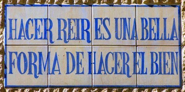 valentisanjuan's tweet photo. Hacer reír es una bella forma de hacer el bien #estoesasí http://t.co/ovWUG4zEZN