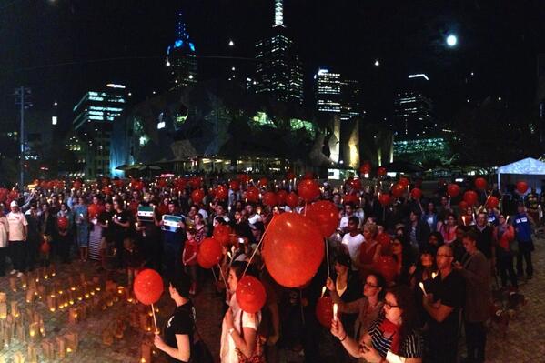 OxfamAustralia's tweet photo. We stand #WithSyria and its people. 3 years of war is 3 years too many. http://t.co/GvBhRqFS7L