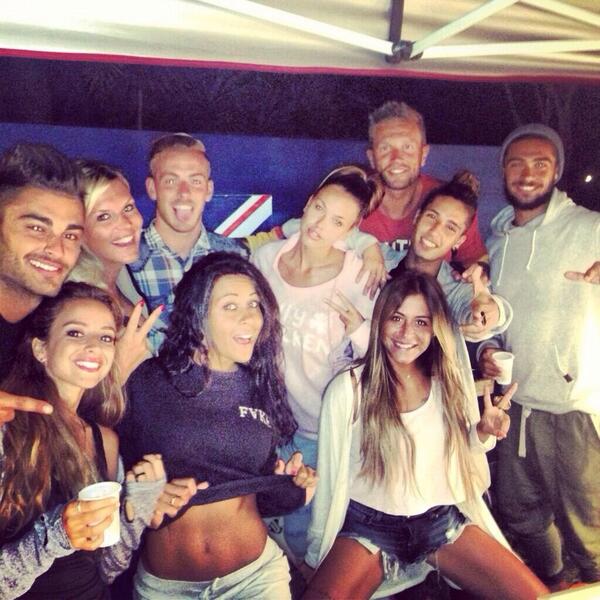 Shannakress83's tweet photo. Rdv ce soir sur #NRJ12 #LesAnges6 des bisousssssssssssssss :-) http://t.co/zdSZcwHizj