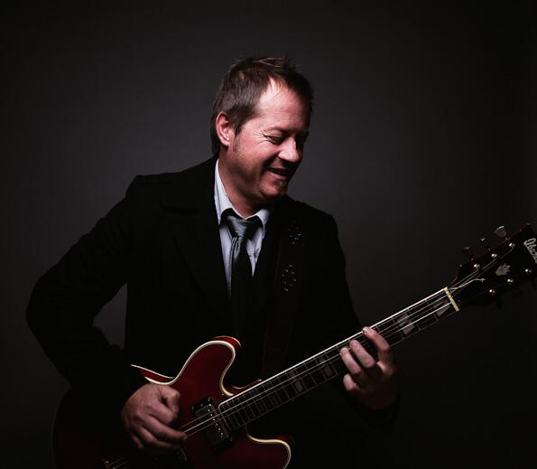 Sien uit na <a href="/giangroen/">Gian Groen</a> se <a href="/kykNETKwela/">Kwêla</a> shoot vandag in #Grabouw #DekadeSeBallades