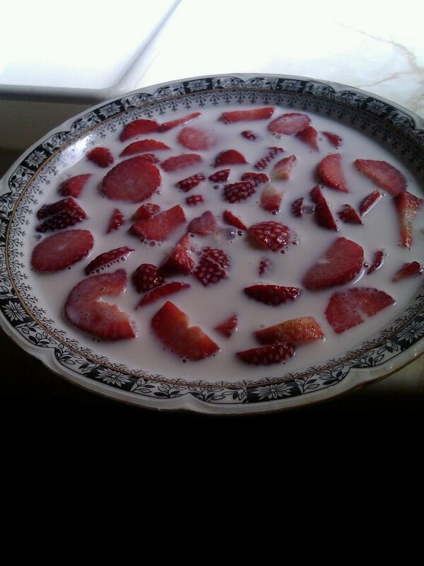 ali_aliooo's tweet photo. Como nos vamos a poner! @madrile87 http://t.co/1riYXnQD7x