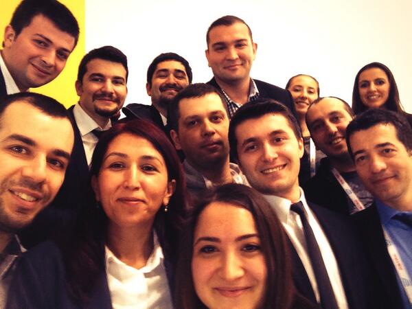 erdinculuturk's tweet photo. #SAPForum #Innovation #sunum #selfie @SAPTurkiye @isbankasi http://t.co/5q1Dh9ecdl