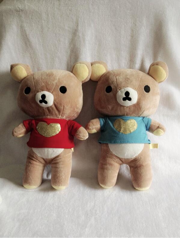 Untuk yg lg coupleAn, yg cewek punya warna merah. Yg cowok punya warna biru. Cuuccookkk\^^/