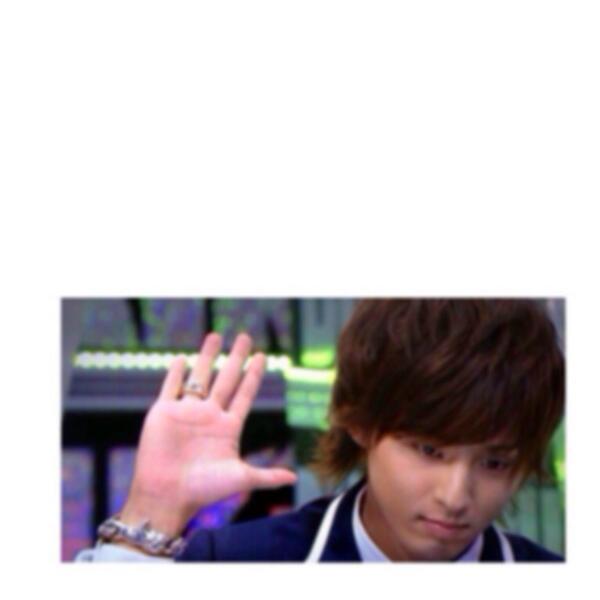 ____OII7OZI7's tweet photo. へいゆー、藤ヶ谷ですよーっと 。

＼   阿呆で基地外がTLに通ります  ／

一般  ばってん  チョコ好き まる

ハイテンションな藤ヶ谷と話しませんか
ぐるぐるボタン押せ ー っ ！

#RTしたnrさんbotさんフォローする http://t.co/A8hjNbft1S