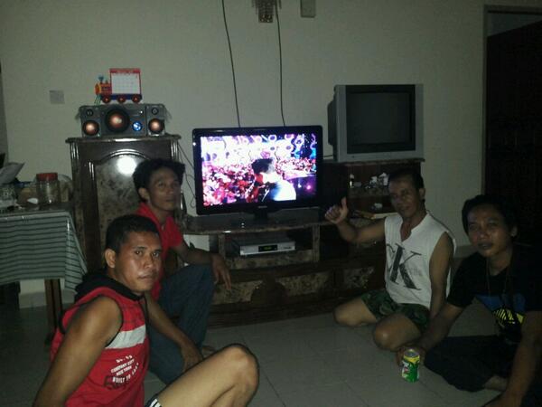 msokhibi's tweet photo. @DAcademyID academy mkin asik trus nih aq lg nonton bersama d btunei.. n moga rina n jamil jd jodoh yg abadi http://t.co/YGRBtLatUg