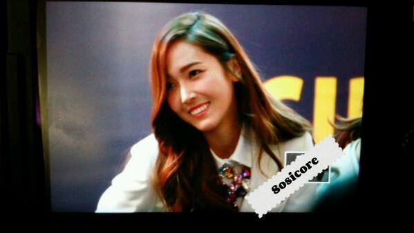 [PIC][14-03-2014]SNSD xuất hiện tại buổi fansign cho "Mr.Mr." vào tối nay  BisSiGiCIAEGQZv