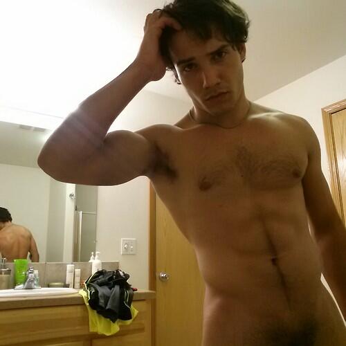 Gayselfies247's tweet photo. #gay #selfie #gayselfie #porn #guy #Sexy #dick #sex http://t.co/na3lkso46A