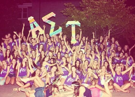 Jordleee's tweet image. Happy Pi day! Love you all 💚💛 #alphapi @ASTatJMU