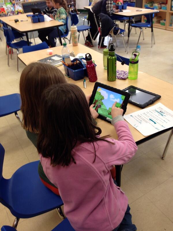 clarelenz1's tweet photo. Using sock puppets to practice POV #commoncore #MannSchool http://t.co/odorUN7mxO