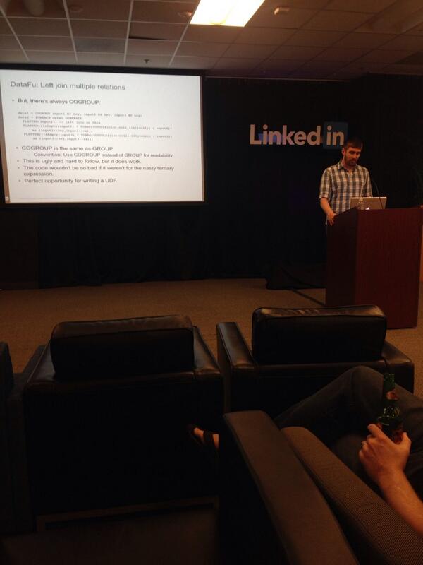 rjurney's tweet photo. DataFu preso by @matterhayes http://t.co/VXIbqCjLku