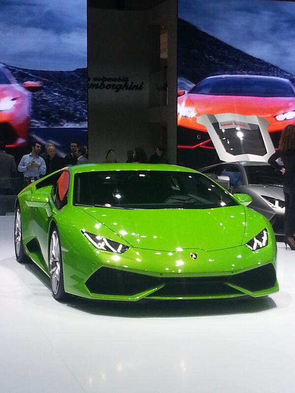 azemar's tweet photo. Geneva motor show - bunch of people drooling over amazing cars, including me. #GenevaMotorShow http://t.co/rAyVBfvpL3