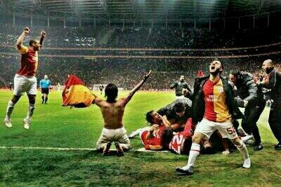GalataHollanda's tweet photo. Özledik.. http://t.co/rme3zR6vOH