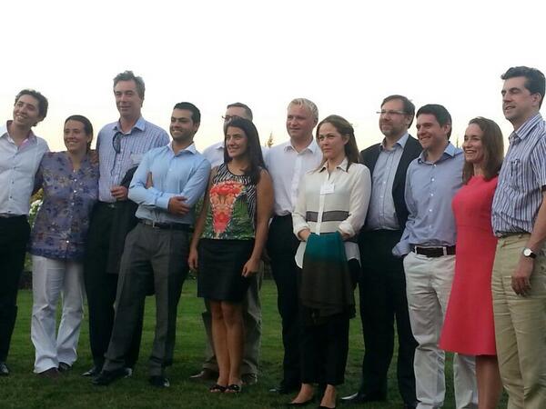 consorc_apicola's tweet image. Volvemos a #ValdiviaCl felices y agradecidos de todos y todo! May the Bee magic be with everyone!#CCSantiago