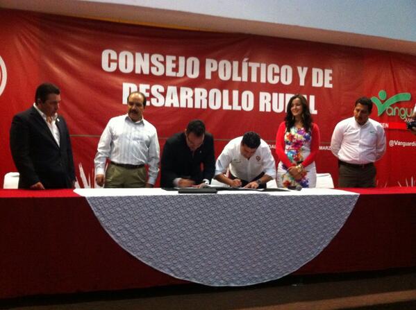 israelleon_'s tweet photo. Firma de convenio ICADEP A.C. &amp; CEN VJA @gdeloya @vanguardiacen #CPN2014VJA http://t.co/volWcRNrRG