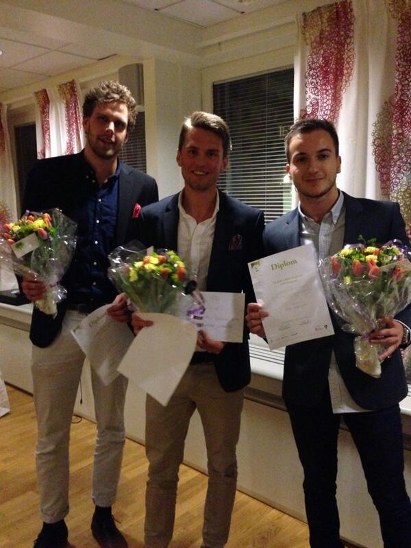 ElinJunior's tweet photo. De glada vinnarna av SM i ekonomi! http://t.co/VQ1WpXczu8