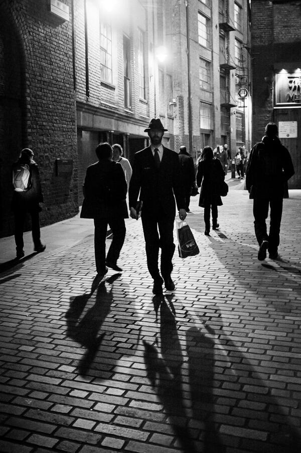 A bit of street photography fun in London rideoutphoto.co.uk/blog/2014/03/l…