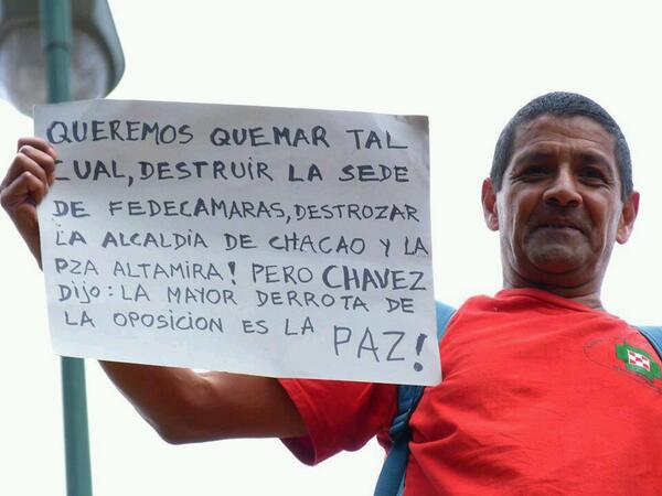 YorOficial's tweet photo. Esto es lo q le molesta a la opodrición fascista. .@NicolasMaduro .@dcabellor .@Yesimendez .@VTVcanal8 .@la_iguanatv http://t.co/vQMdPTP51z
