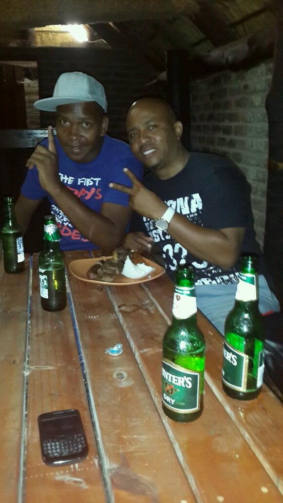 DjShonTee's tweet image. Hanging out with @GtzGeneral  #FreshersBash Mpumalanga University #Agriculture College