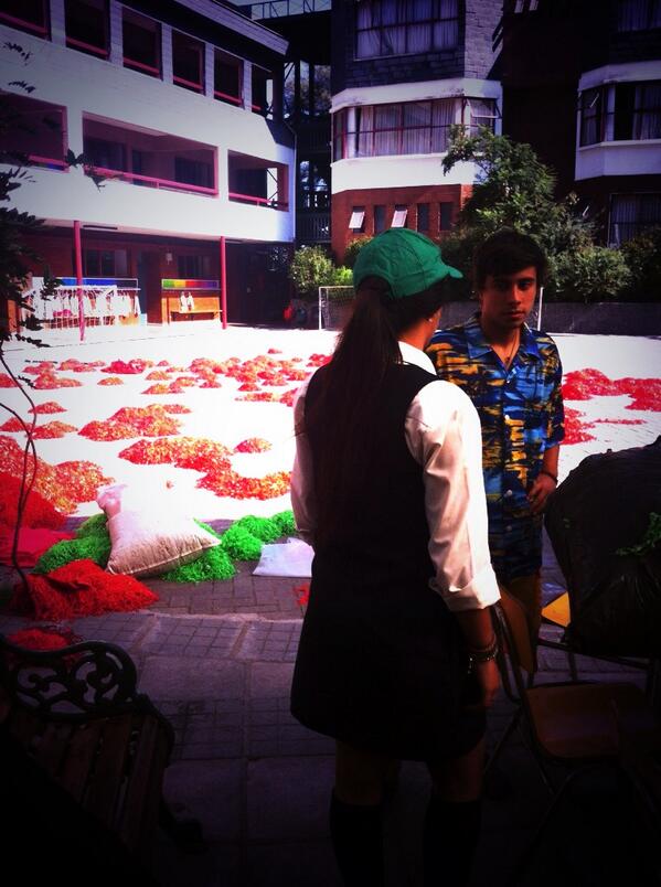 caa_csb's tweet photo. trabajando por el INTERESCOLAR http://t.co/AXO0OZp88E