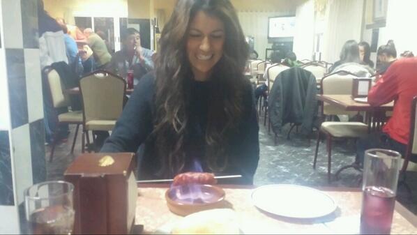 Lauryta_con_y's tweet photo. Amoooo con la candela premoohhh http://t.co/wHHLffLj2t