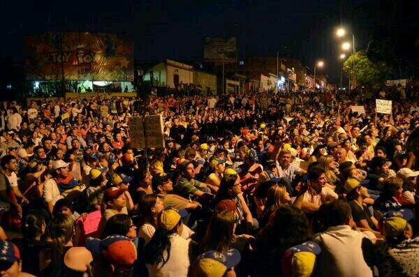 conlanoticia's tweet photo. Así está Táchira a esta hora #conclugochos http://t.co/EeC1QKRJOl