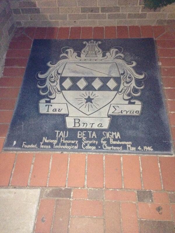 First time at the TBS shrine. Happy Birthday Wava! #HistoryOfTBS #WeWillAlwaysRemember #4Gr8rBands