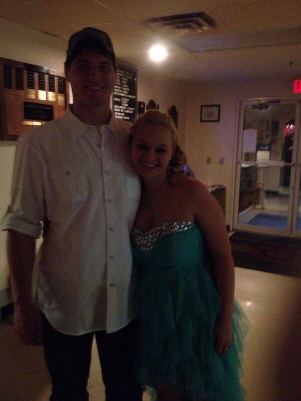 bigjonnull75 tweet picture