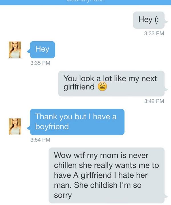 Hate my mom. Stay out значок. I hate my mother перевод. I hate my mom grlwood. перевод песни i hate my mom.