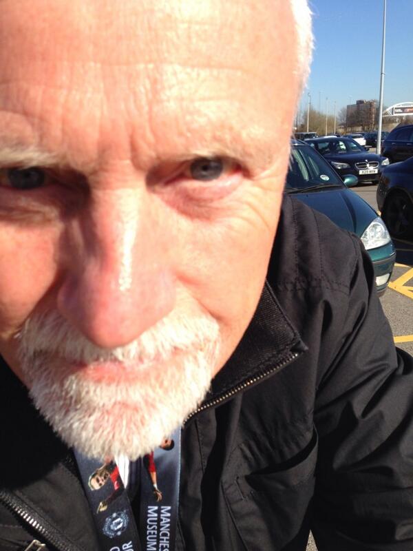 jjwhaling's tweet photo. Think this was my favourite @92in92hours moment. Asking a geezer at Old Trafford to take a pic and getting this back http://t.co/qr8K8sTf2A