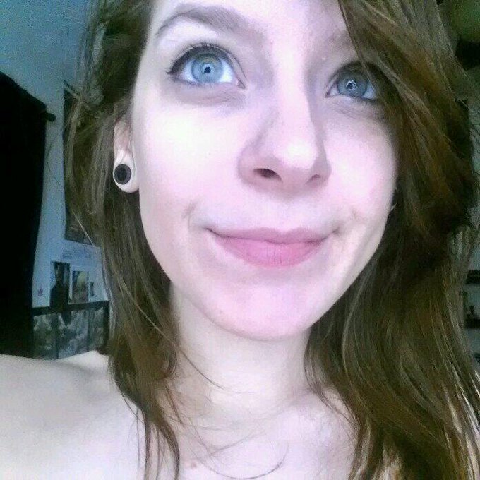 Bright eyes. http://t.co/YbdMMJjrDW<a href="/tag/tublife"class="tags"><span>#tublife</span></a>