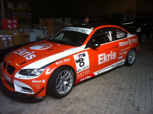 jorren16's tweet photo. @Ekrismotorsport hij staat bij ons op het werk, mooi ding http://t.co/jk97L0aq1y