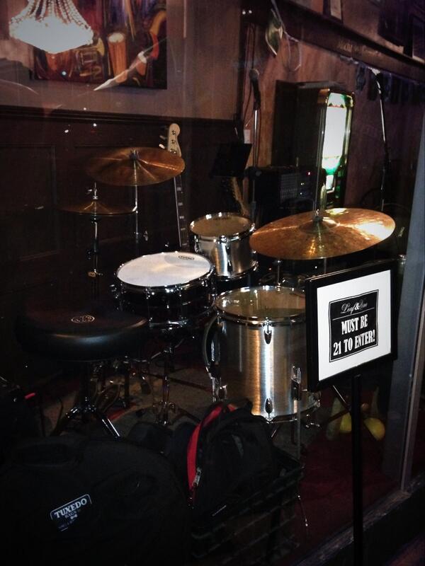 JonDrums's tweet image. Playing a show tonight w/Jakubek and Friends at Leaf and Vine #rawk #jamband #smallkit