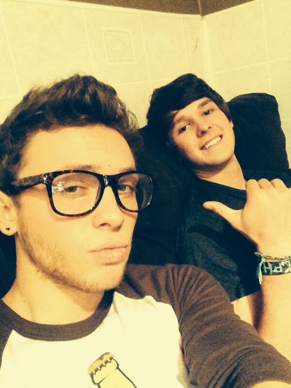 keatonstromberg's tweet photo. @xSamanthaStyles - Okay. @TCase_9 http://t.co/kZMaCMVI1f