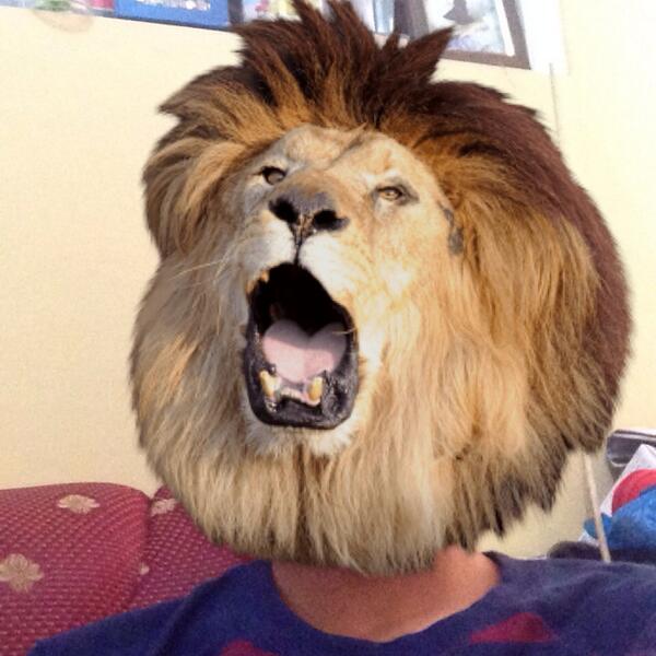 ah lawak.cipokniiiiiiii:-*:-*rt.<a href="/iqbaale/">iqbaal ramadhan</a> Udah gondrong nih. Potong rambut ahh