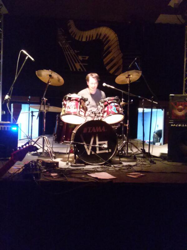 GoatHeadRecords's tweet photo. #Lifeatamped the Vassar Bastards headlinin' #mountainbloodfest first night show: http://t.co/0swfh9yqo6