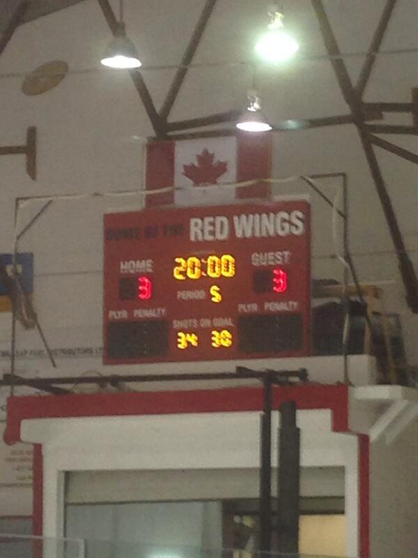 RRedwings's tweet photo. Going into dbl OT #svhl #thewings http://t.co/6BOKaZktmx