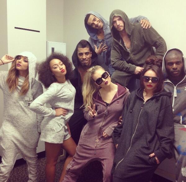 stake vietnam tweet media