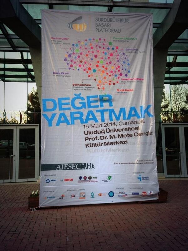 TwitDayi's tweet photo. Uludağ Üniversitesi'nde 101 tane öğrenci klubü varmış! #güzelşeyler #sbp14 #değeryaratmak @AIESECBursa http://t.co/GX90SlVmMn