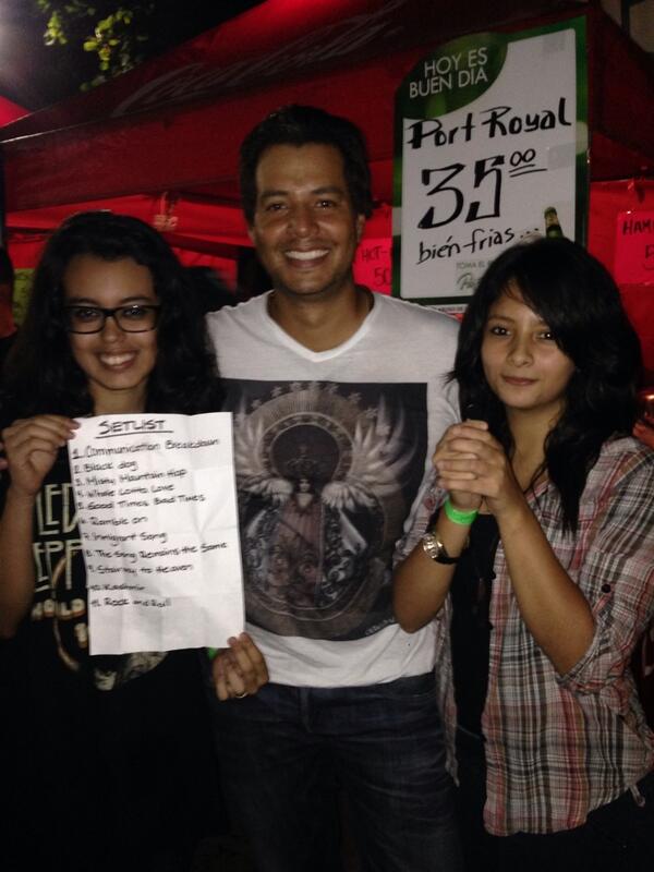 zepathon's tweet image. Con grandes fans Despues del show! Gracias SPS por una gran noche .