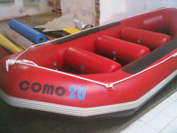 rizza_komo's tweet photo. COMO-20 water sport equipment Rafting Boat. ;) http://t.co/IHd8y6ITMr