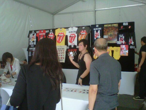 booth merch di Marina Bay Sands ©KapanLagi.com