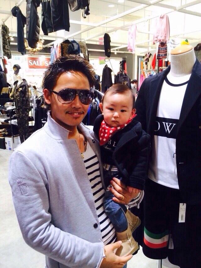 Taishi 自分と同じ大志という名前をつけてくれたみたい 家族でdowbl 自分のファンでいてくれてるみたい 少しでもこの子の人生に関われてるんだなー すげー嬉しい Http T Co Cnldqy0gbn Twitter Taishi 自分と同じ大志という名前をつけてくれたみたい 家族でdowbl 自分のファンでいてくれてるみたい 少しでもこの子の人生に関われてるんだなー すげー嬉しい Http T Co Cnldqy0gbn Twitter