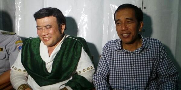 kompascom's tweet photo. Rhoma: Kita Lihat Saja Realistis atau Tidak Survei Dukungan untuk Jokowi Itu #IndonesiaSatu http://t.co/wPA5vjCKLP http://t.co/EO6w8mzB31