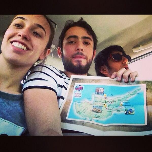 Turkisdelights's tweet photo. Otostop cektigimiz limoda selfie keyfiii ;))))) http://t.co/RcpYoHOJxX