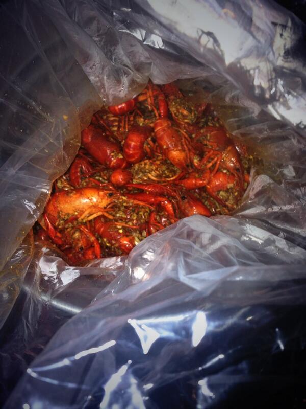 leadereater's tweet image. The folks at 88 Boiling Crawfish on Wilcrest know how to do it right - Spicy Ragin Cajun-soaked crawdads...