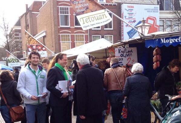 Op straat veel oude bekenden én veel nieuwe gezichten voor oud-wethouder <a href="/D66Leiden/">D66 Leiden</a> <a href="/APechtold/">Alexander Pechtold</a>! #nuvooruit #GR2014