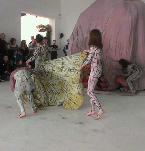 temilyan's tweet image. P.s. #BrainBug performers are my new style icons #fashion @Nottm_Contemp