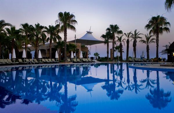 Kamelya World Selin Otel Side'de eşsiz bir konaklama için tık tık >> bit.ly/1fXBxFJ